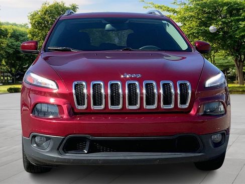 Used 2016 Jeep Cherokee Latitude w/ Comfort & Sound Group image 2