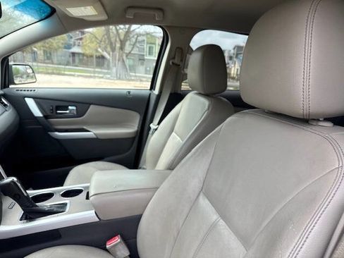 Used 2012 Ford Edge SEL FWD image 29