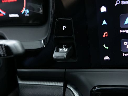 New 2025 Porsche Panamera 4 image 25