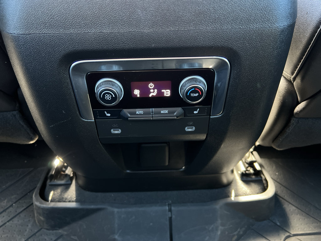 Used 2023 Chevrolet Tahoe High Country AWD/4WD image 40
