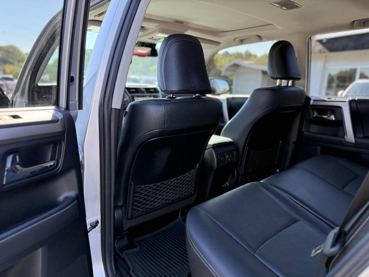 Used 2020 Toyota 4Runner Limited AWD/4WD image 19