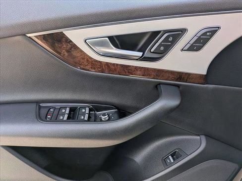 Used 2018 Audi Q7 2.0T Premium image 14