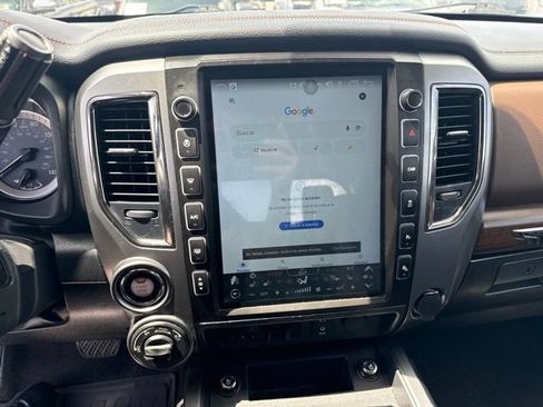 Used 2017 Nissan Titan Platinum Reserve AWD/4WD image 12