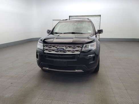 Used 2018 Ford Explorer XLT w/ Equipment Group 202A image 15