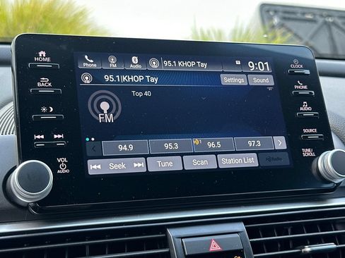 Used 2022 Honda Accord Sport image 25
