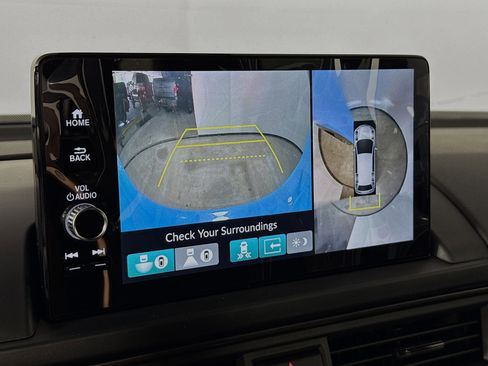 New 2025 Honda Pilot TrailSport image 14