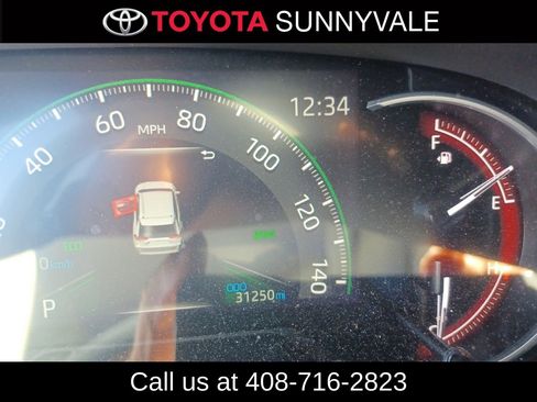 Used 2023 Toyota RAV4 XLE Premium image 3