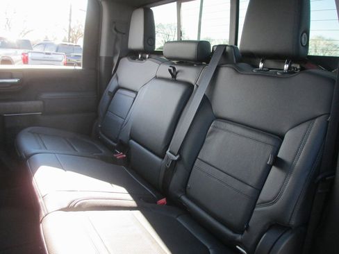 Used 2023 GMC Sierra 3500 Denali w/ Denali Ultimate Package image 23