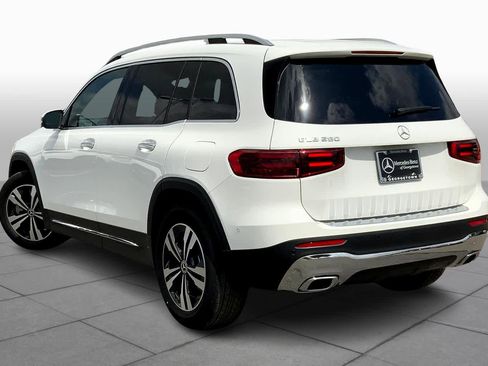 Used 2025 Mercedes-Benz GLB 250 image 4
