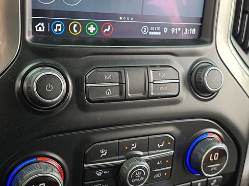 Used 2021 Chevrolet Silverado 2500 LTZ image 24