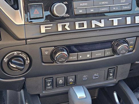 New 2026 Nissan Frontier SV image 22