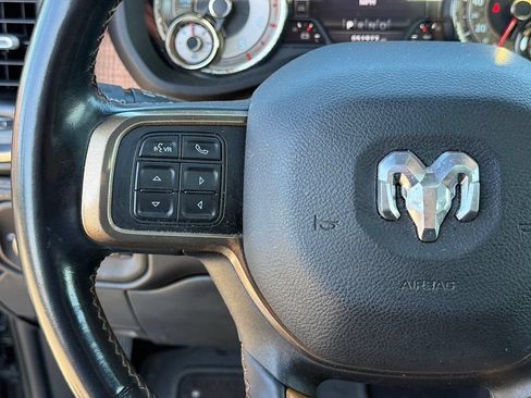 Used 2022 RAM 2500 Limited AWD/4WD image 18
