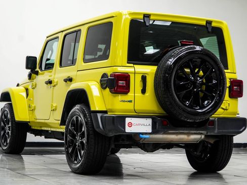 Used 2024 Jeep Wrangler Unlimited Sahara AWD/4WD image 11