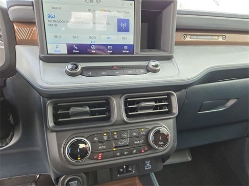 Certified 2024 Ford Maverick Lariat image 14