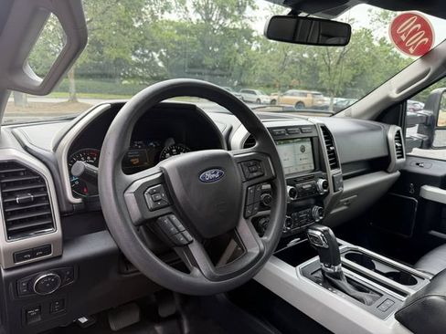 Used 2020 Ford F150 Lariat w/ Equipment Group 502A Luxury AWD/4WD image 14