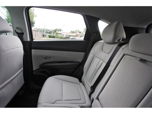 Used 2026 Hyundai Tucson SEL FWD image 12