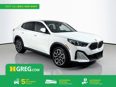 Used 2026 BMW X2 xDrive28i AWD/4WD image 1