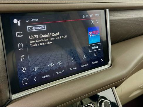 Used 2023 GMC Yukon XL Denali AWD/4WD image 19