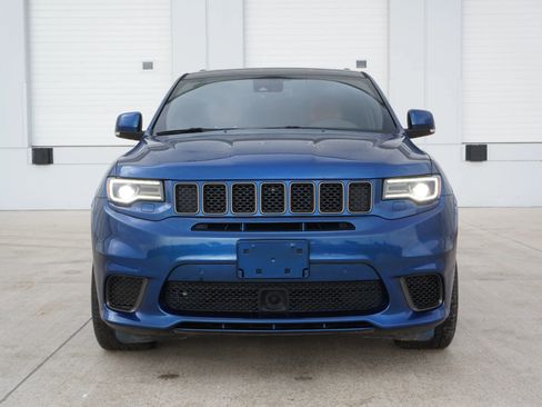 Used 2018 Jeep Grand Cherokee Trackhawk w/ Trailer Tow Group IV image 3