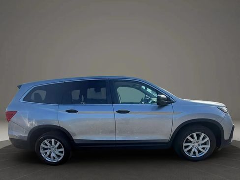 Used 2019 Honda Pilot LX image 4