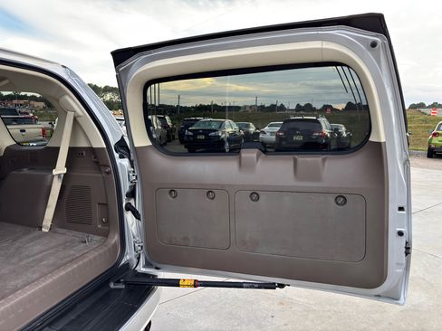 Used 2014 Lexus GX 460 image 26