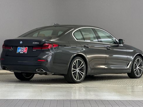 Used 2023 BMW 530e w/ Convenience Package image 8