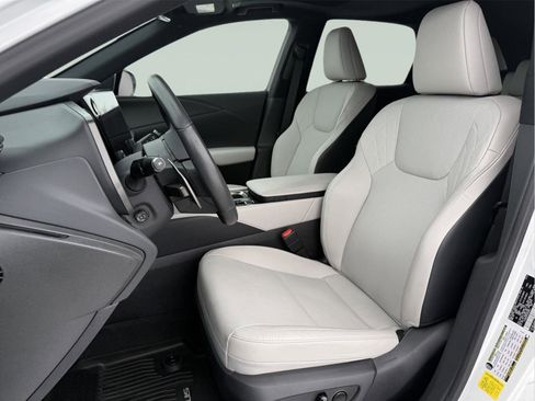 Certified 2024 Lexus RX 350 Premium w/ Accessory Package (Z1) image 12