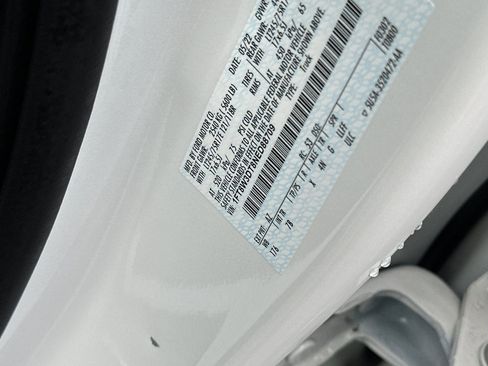 Used 2022 Ford F350 Platinum image 27