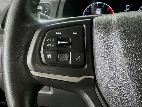 Used 2025 Honda Ridgeline Sport image 9