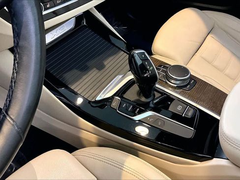 Used 2020 BMW X3 sDrive30i w/ Executive Package image 17