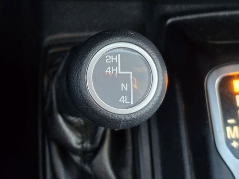 Used 2021 Jeep Gladiator Sport image 11