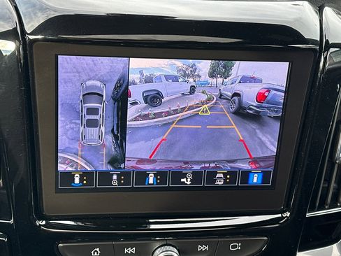 Used 2022 Chevrolet Traverse High Country w/ LPO, Floor Liner Package image 28