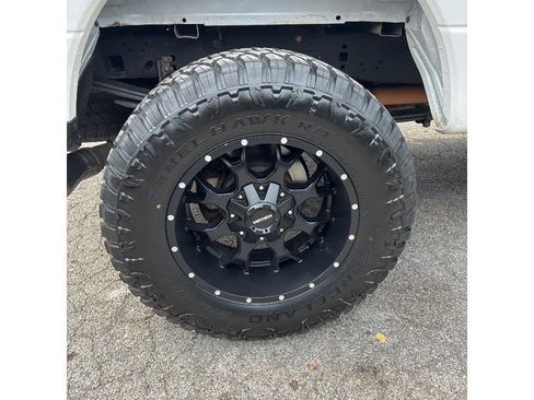 Used 2019 Ford F250 Lariat w/ Lariat Ultimate Package image 3