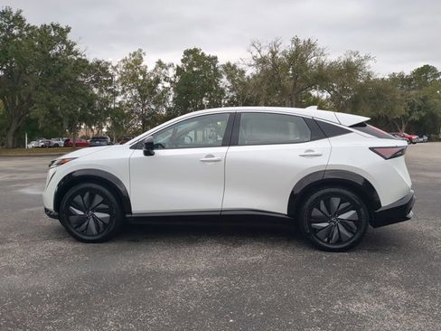 Certified 2024 Nissan Ariya FWD image 7