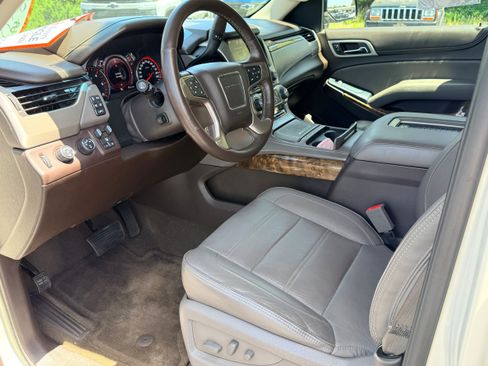 Used 2015 GMC Yukon Denali w/ Open Road Package AWD/4WD image 14