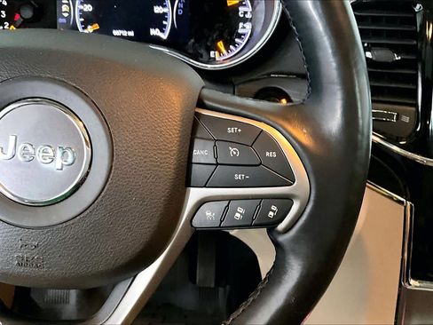 Used 2021 Jeep Grand Cherokee Limited w/ Premium Lighting Group image 24