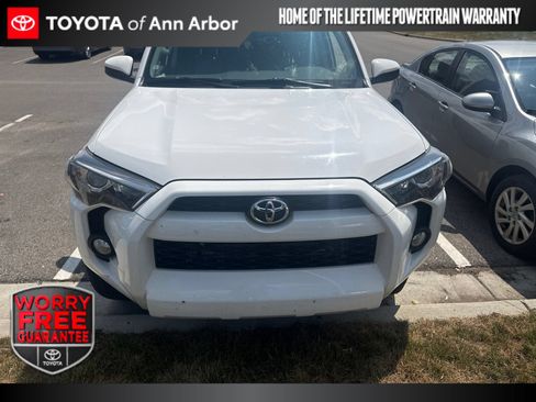 Used 2016 Toyota 4Runner SR5 AWD/4WD image 1