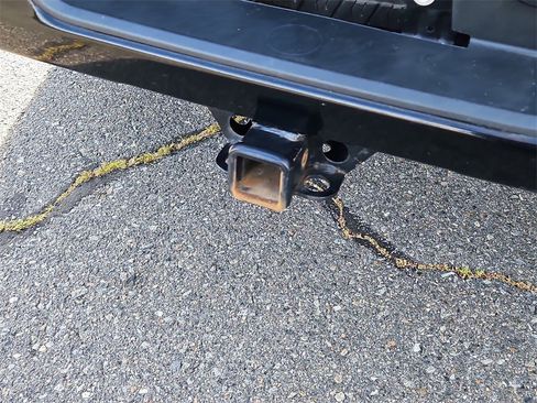 Used 2022 Chevrolet Silverado 1500 Custom Trail Boss w/ Safety Confidence Package image 19