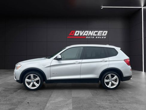 Used 2017 BMW X3 xDrive28i image 4