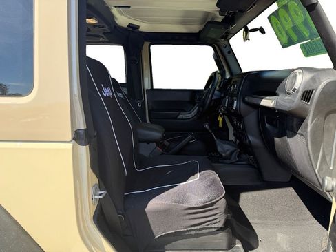 Used 2012 Jeep Wrangler Sport image 15