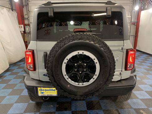 Used 2023 Ford Bronco Black Diamond w/ Sasquatch Package image 4