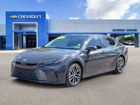 Used 2026 Toyota Camry XLE w/ Premium Plus Package FWD image 2