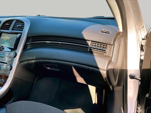Used 2013 Chevrolet Malibu LT FWD image 19