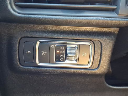 Used 2022 Lincoln Corsair AWD w/ Premium Package image 18