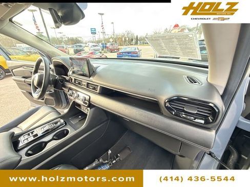 Used 2025 Honda Pilot Touring image 29