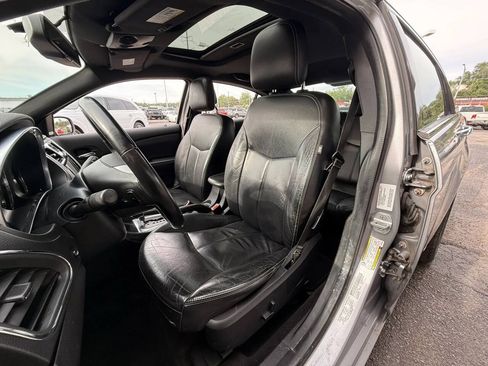 Used 2013 Chrysler 200 Limited w/ Sun/Sound Group FWD image 16