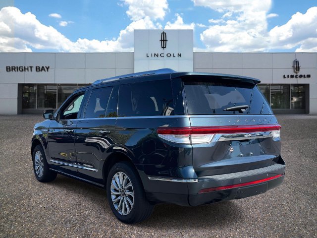 Certified 2022 Lincoln Navigator 4WD image 4