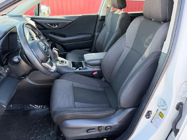 Used 2024 Subaru Outback Premium AWD/4WD image 39