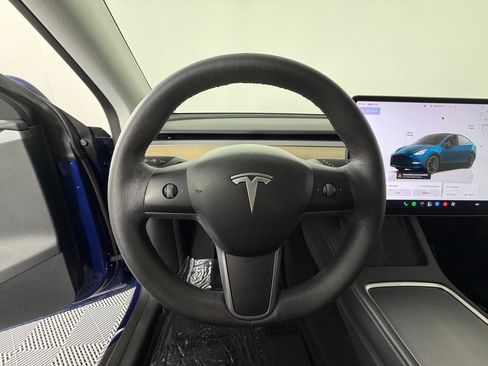 Used 2023 Tesla Model Y Performance AWD/4WD image 20