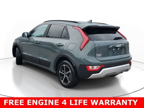 Certified 2024 Kia Niro EX image 4